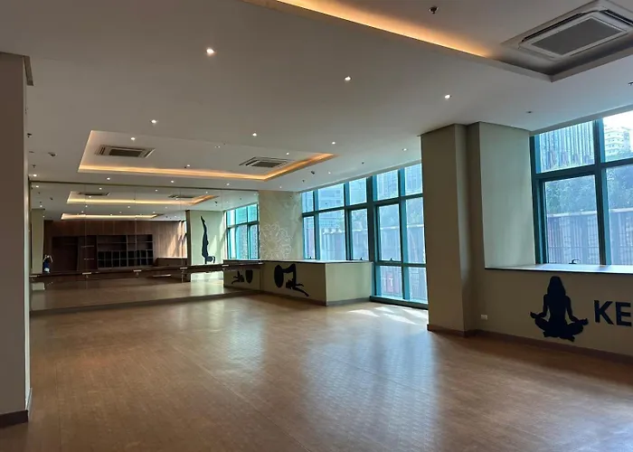 Apartment Modern In Bonifacio Global