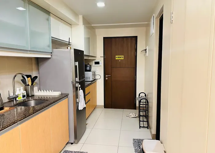 Modern In Bonifacio Global Apartment Manila