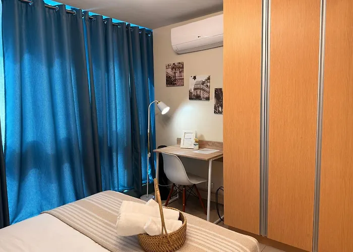 Apartment Modern In Bonifacio Global Manila