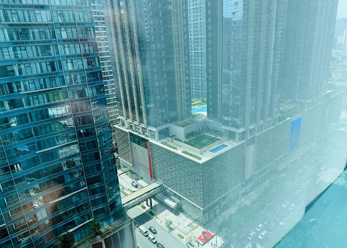 Modern In Bonifacio Global